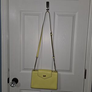 michael kors crossbody